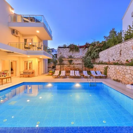 Mystic Private Pool-garden & Sea Views In Location